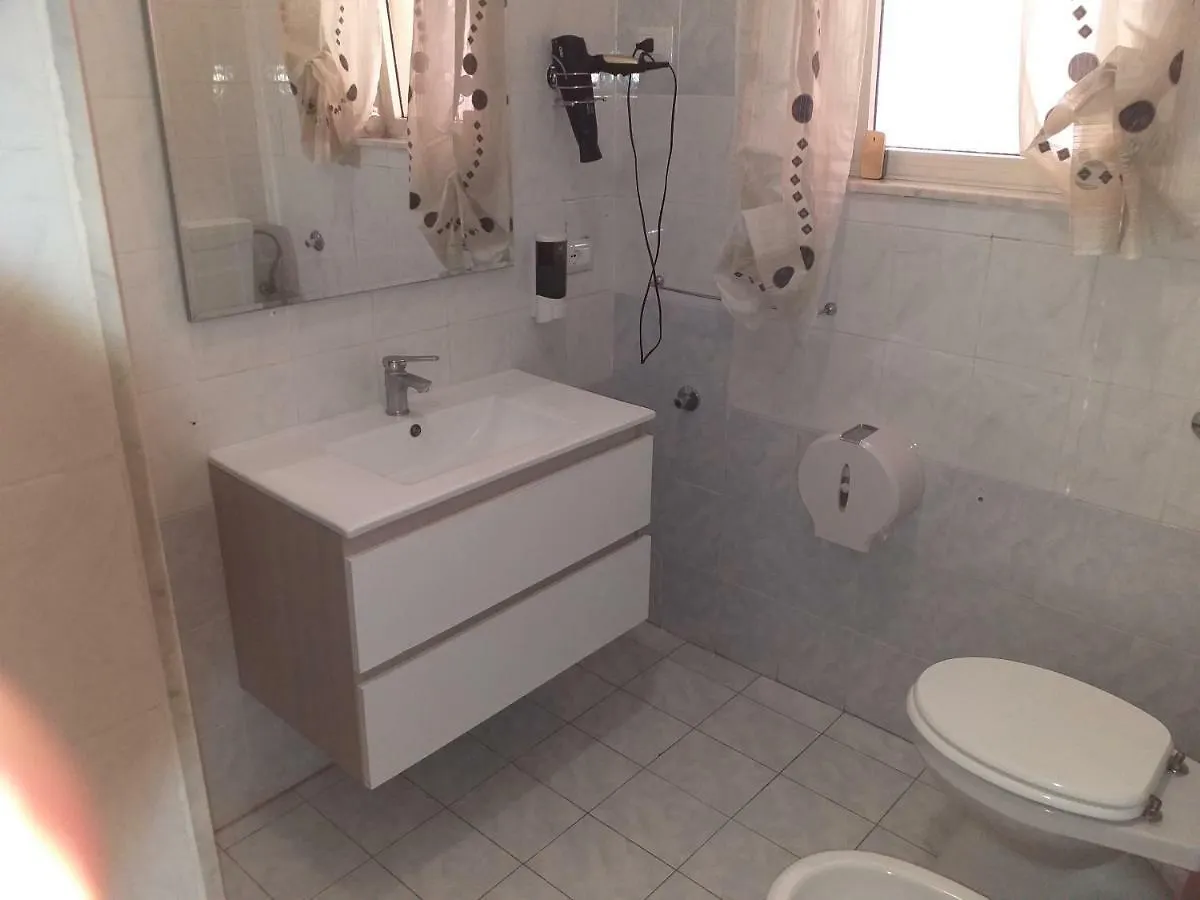 Bed & Breakfast Bed&Fly Near Airport Fontanarossa Bagno Privato In Camera Katánie Itálie