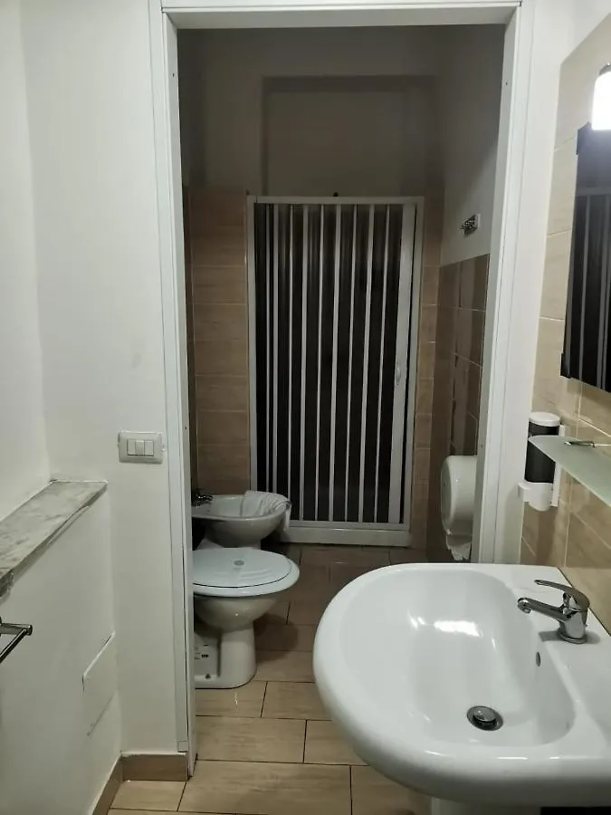 Bed&Fly Near Airport Fontanarossa Bagno Privato In Camera Catánia Bed & Breakfast
